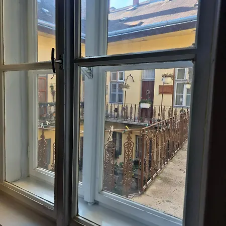 Buy The Apaartman Apartment Szekesfehervar